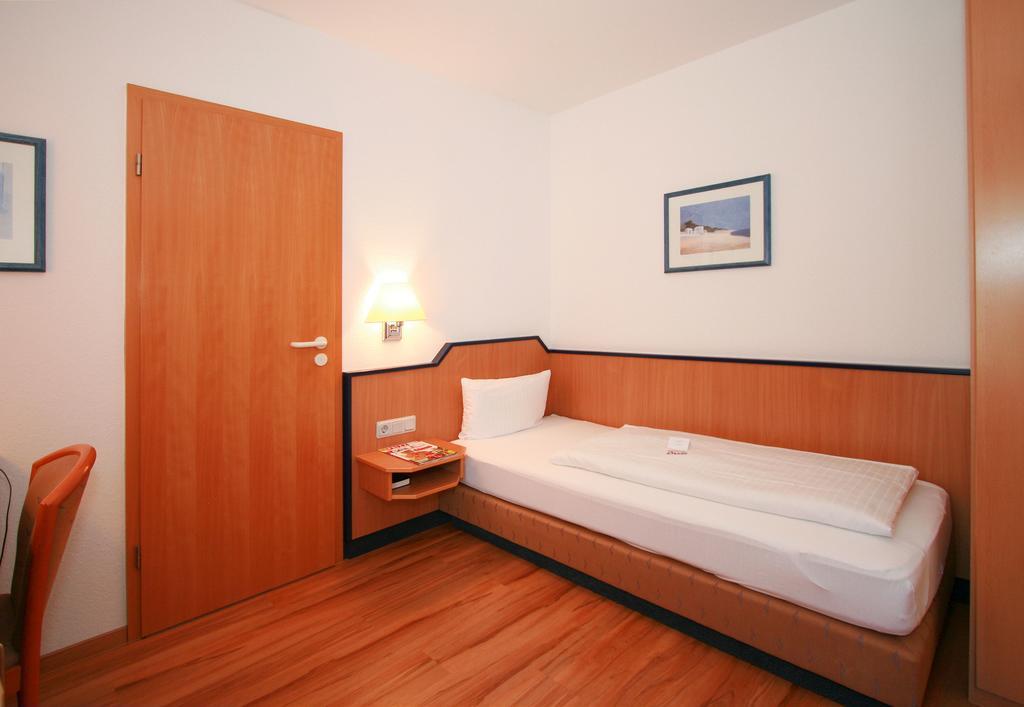 Hotel Ambiente Lich Extérieur photo