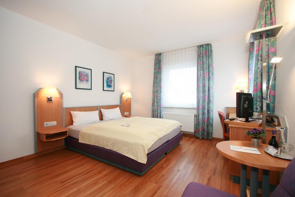 Hotel Ambiente Lich Extérieur photo