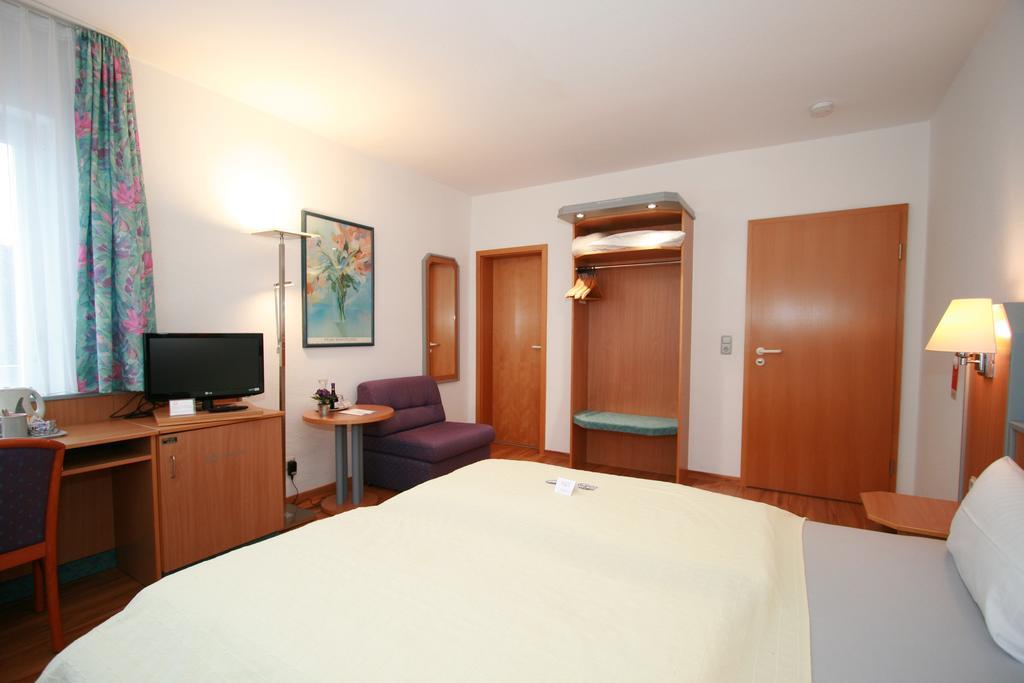 Hotel Ambiente Lich Extérieur photo